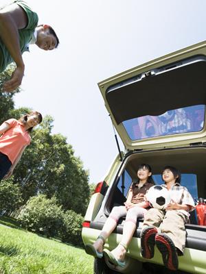 名義の変更だけで車を利用可能です